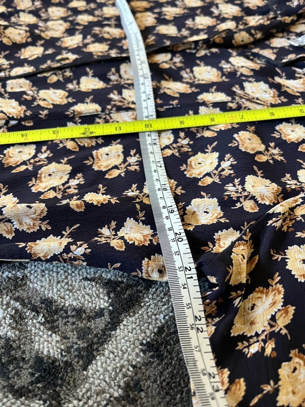 April Cornell Black Dress with Yellow Rose Print vintage Floral print size M - Picture 9 of 10
